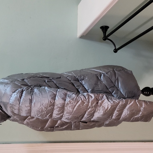 Ellen Tracy Puffer Coat NWT Size M - Picture 2 of 7